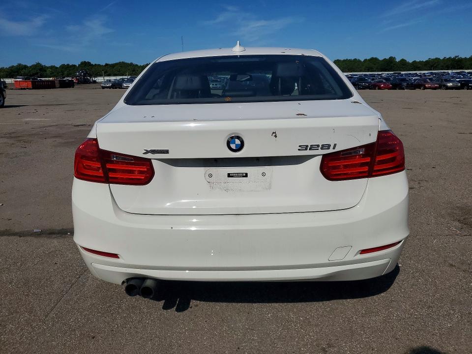2015 BMW 3er VIN WBA3B5C50FF961499 COPART salvage auction — FRONT END, Ny - Mv-907A Salvage Certificate, sold $650 on 2026-08-07 (photo 6)