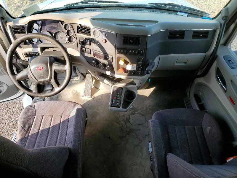 2018 Peterbilt All other VIN 1XPBDP9X8JD473711 COPART salvage auction — FRONT END, CT, sold $8,900 on 2026-09-01 (photo 8)