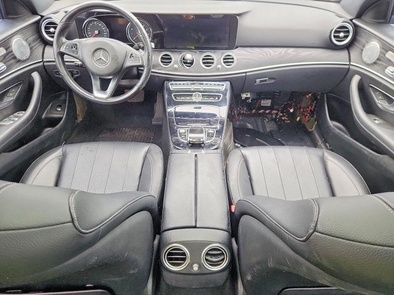 2017 Mercedes-benz E-klasse VIN WDDZF4KB4HA077655 COPART salvage auction — WATER/FLOOD, NY - MV907A-FLOOD SALVAGE, sold $1,950 on 2026-08-19 (photo 8)