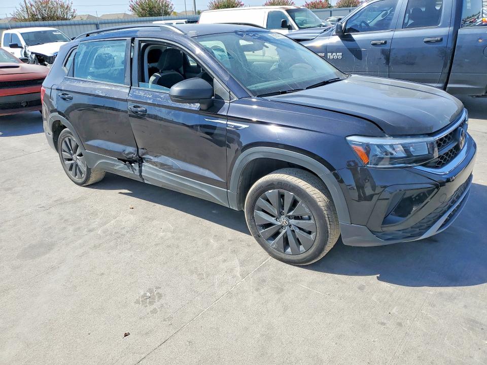 2024 Volkswagen Taos VIN 3VV5X7B23RM105314 COPART salvage auction — SIDE, Tx - Certificate Of Title (P), sold $7,300 on 2026-08-24 (photo 4)