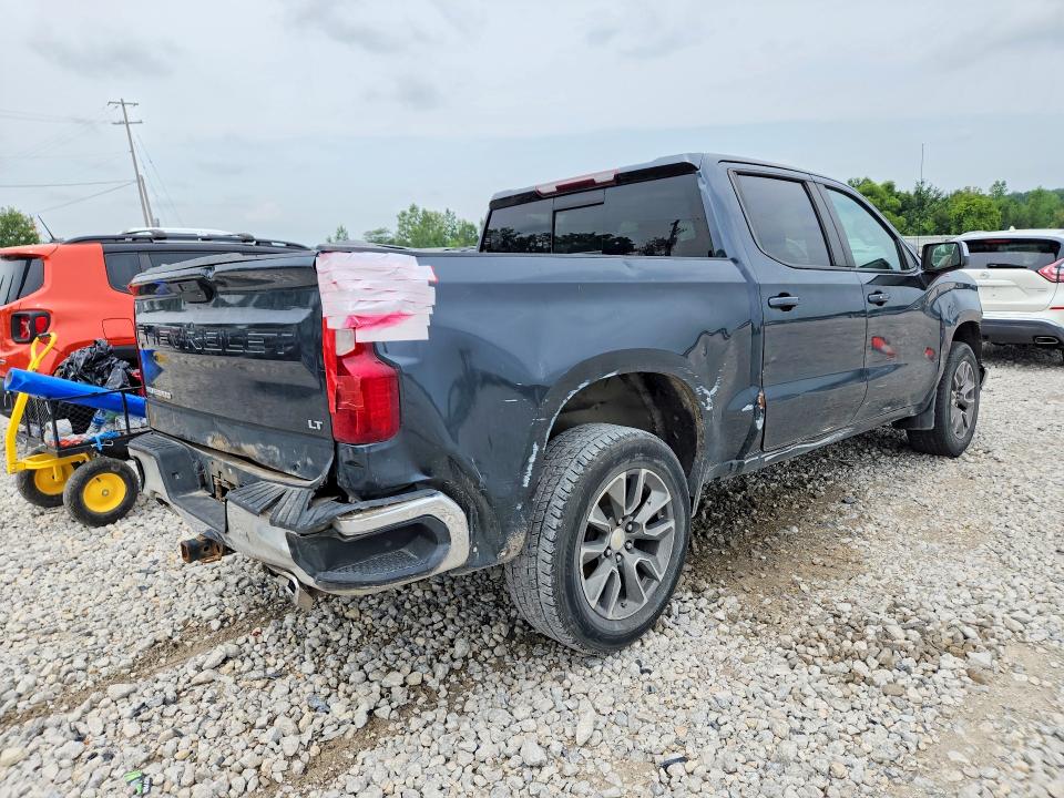 2021 Chevrolet Silverado VIN 1GCUYDET6MZ295997 COPART salvage auction — MINOR DENT/SCRATCHES, Mi - Dealer Only Clean Title (P), sold $14,900 on 2026-08-24 (photo 3)