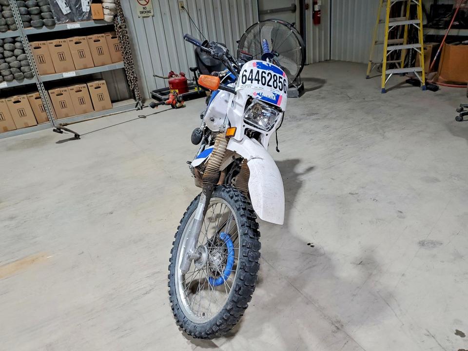 1993 Yamaha Xt225 VIN JYA4BEE05PA014865 COPART salvage auction — FRONT END, PA - CERTIFICATE OF SALVAGE, sold $375 on 2026-08-20 (photo 2)