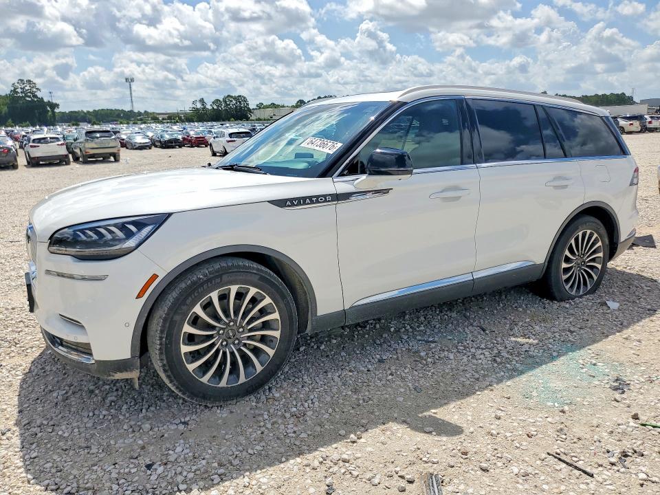2022 Lincoln Aviator VIN 5LM5J7WC2NGL11059 — COPART salvage auction photo