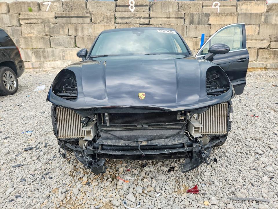 2020 Porsche Macan VIN WP1AB2A55LLB36467 COPART salvage auction — FRONT END, KY - CERT OF TITLE-SALVAGE, sold $8,000 on 2026-08-28 (photo 5)