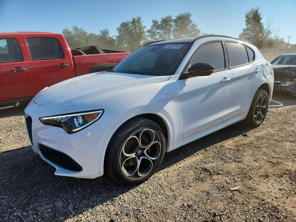 2023 Alfa romeo Stelvio VIN ZASPAKBN6P7D55487 — COPART salvage auction photo