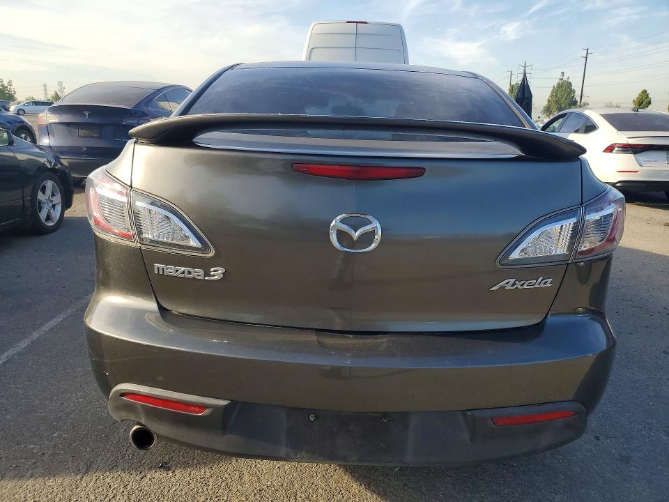 2011 Mazda 3 VIN JM1BL1VG9B1487661 COPART salvage auction — NORMAL WEAR, AZ - CERTIFICATE OF TITLE, sold $1,400 on 2026-08-29 (photo 6)