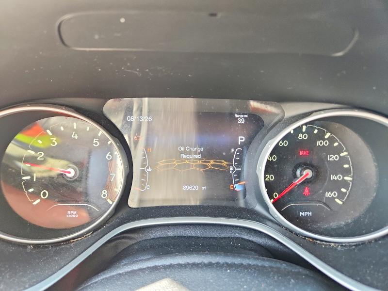 2020 Jeep Compass VIN 3C4NJDAB7LT245847 COPART salvage auction — MINOR DENT/SCRATCHES, FL - CERTIFICATE OF TITLE, sold $9,200 on 2026-08-25 (photo 9)