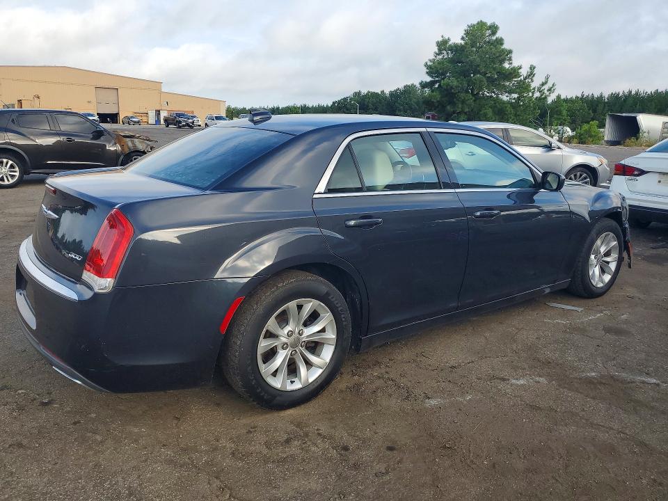 2015 Chrysler 300 VIN 2C3CCAAG8FH893713 COPART salvage auction — FRONT END, Sc - Certificate Of Title (P), sold $3,700 on 2026-09-16 (photo 3)
