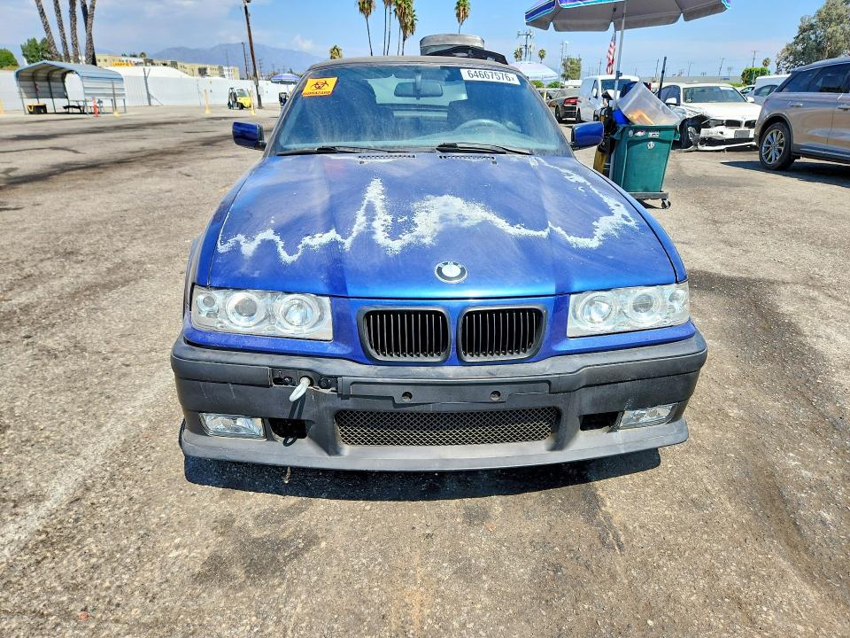 1998 BMW 3er VIN WBABJ7329WEA15202 COPART salvage auction — MINOR DENT/SCRATCHES, Ca - Dis/Dlr/Exp Only Clean Title, sold $650 on 2026-08-21 (photo 5)