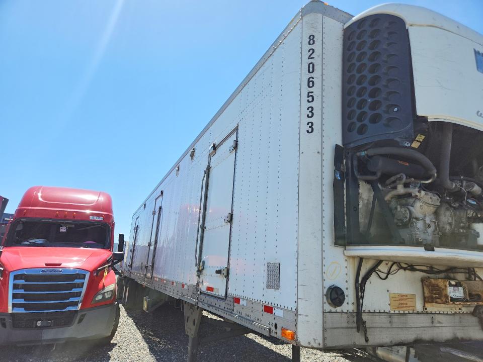 2016 Utility trailer VIN 1UYVS2482GU427423 COPART salvage auction — MINOR DENT/SCRATCHES, IL - DIS/DLR/EXP ONLY CLEAN TITLE (P), sold $1,350 on 2026-09-08 (photo 4)