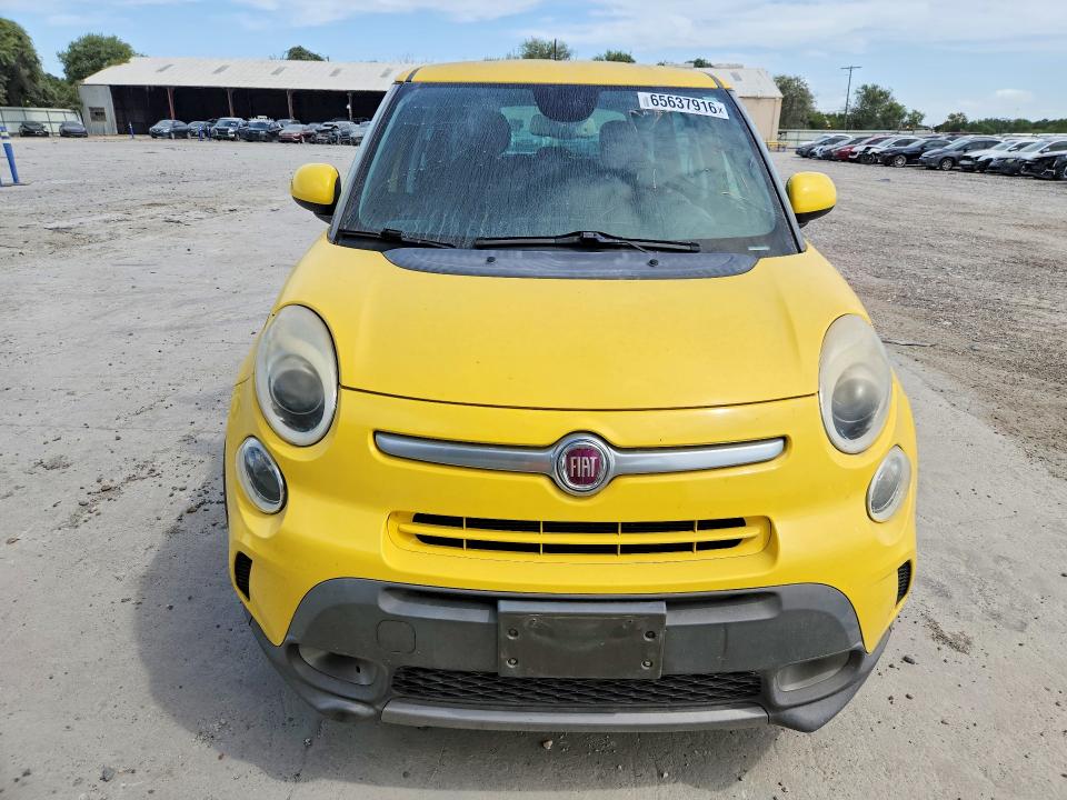 2014 Fiat 500l VIN ZFBCFADH6EZ018851 COPART salvage auction — MECHANICAL, Tx - Certificate Of Title, sold $750 on 2026-09-11 (photo 5)