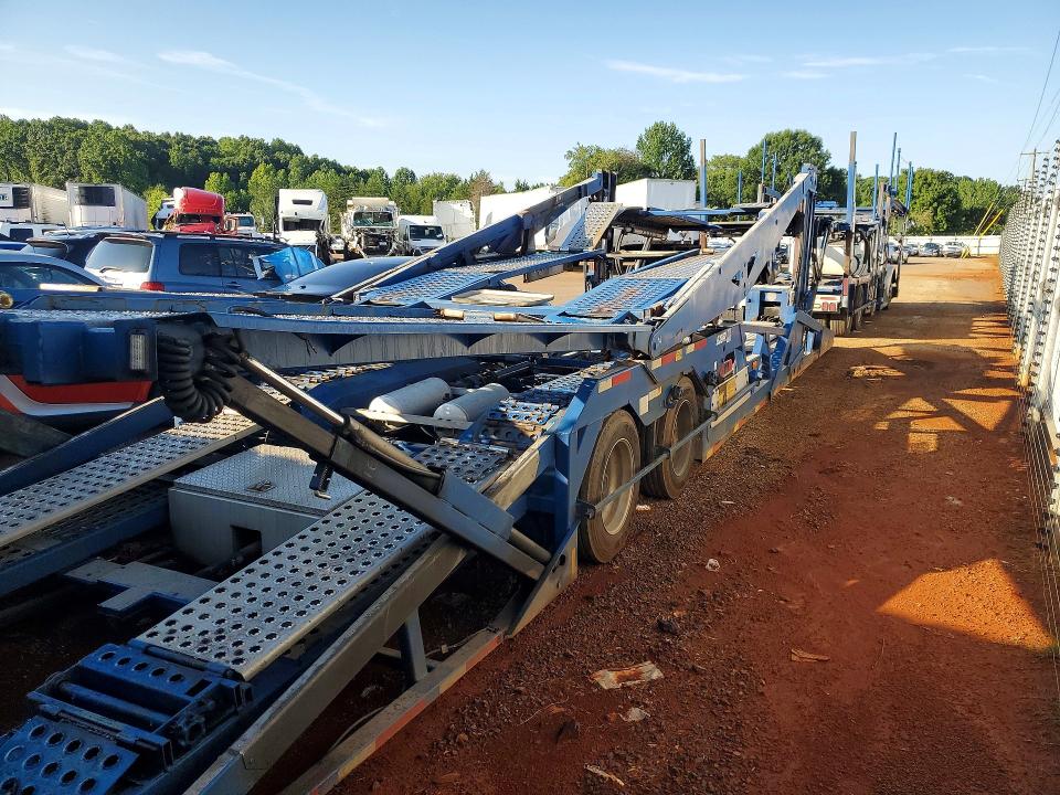 2014 Peterbilt 365 VIN 1NPSL79X7ED238011 COPART salvage auction — Burn Interior, IN - DEALER ONLY CLEAN TITLE (P), sold $9,500 on 2026-09-22 (photo 3)
