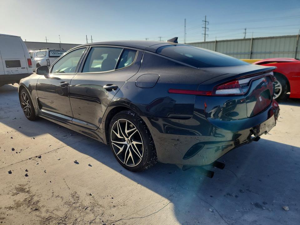 2022 Kia Stinger VIN KNAE35LDXN6112198 COPART salvage auction — REAR END, TX - SALVAGE VEHICLE TITLE (P), sold $10,200 on 2026-08-21 (photo 2)