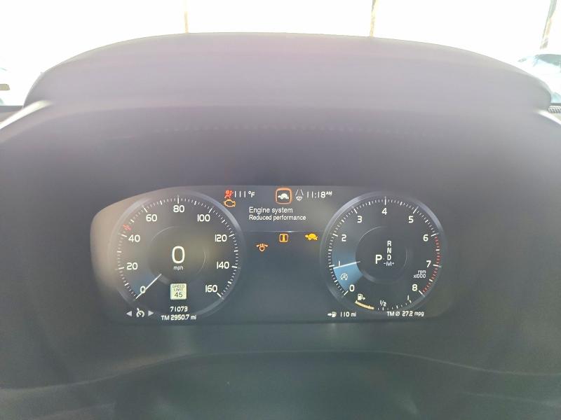 2020 Volvo Xc40 VIN YV4162UM5L2348653 COPART salvage auction — FRONT END, AZ - CERT OF TITLE - SALVAGE, sold $7,100 on 2026-09-30 (photo 9)