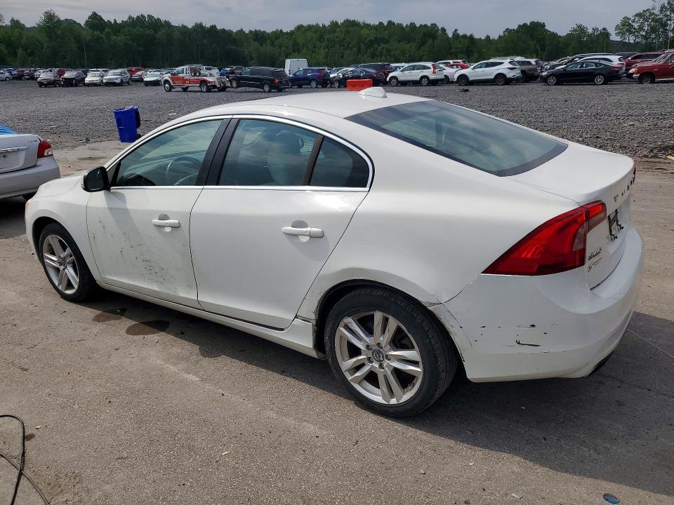 2015 Volvo S60 VIN YV1612TB3F2300882 COPART salvage auction — SIDE, CT - CERT OF TITLE-REBUILT SALVAGE, sold $425 on 2026-08-12 (photo 2)