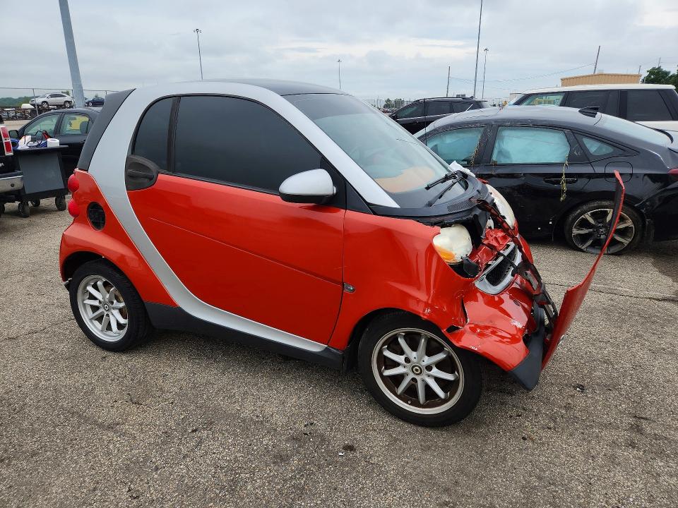 2008 Smart Fortwo VIN WMEEJ31X58K100404 COPART salvage auction — FRONT END, OH - CERT OF TITLE-SALVAGE, sold $100 on 2026-08-21 (photo 4)