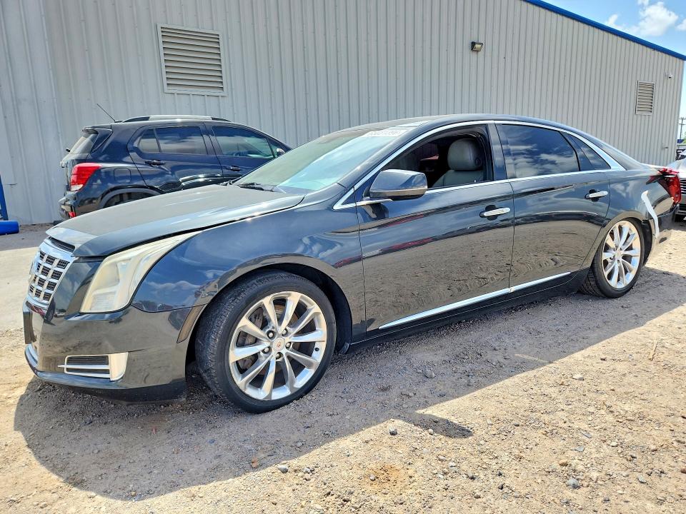 2013 Cadillac Xts VIN 2G61P5S3XD9102618 COPART salvage auction — MINOR DENT/SCRATCHES, TX - CERTIFICATE OF TITLE (P), sold $150 on 2026-09-02 (photo 1)