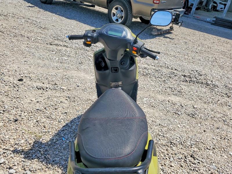 2024 True Scooter VIN L5YACBFR3S1130566 COPART salvage auction — VANDALISM, MO - BILL OF SALE, sold $80 on 2026-09-03 (photo 6)