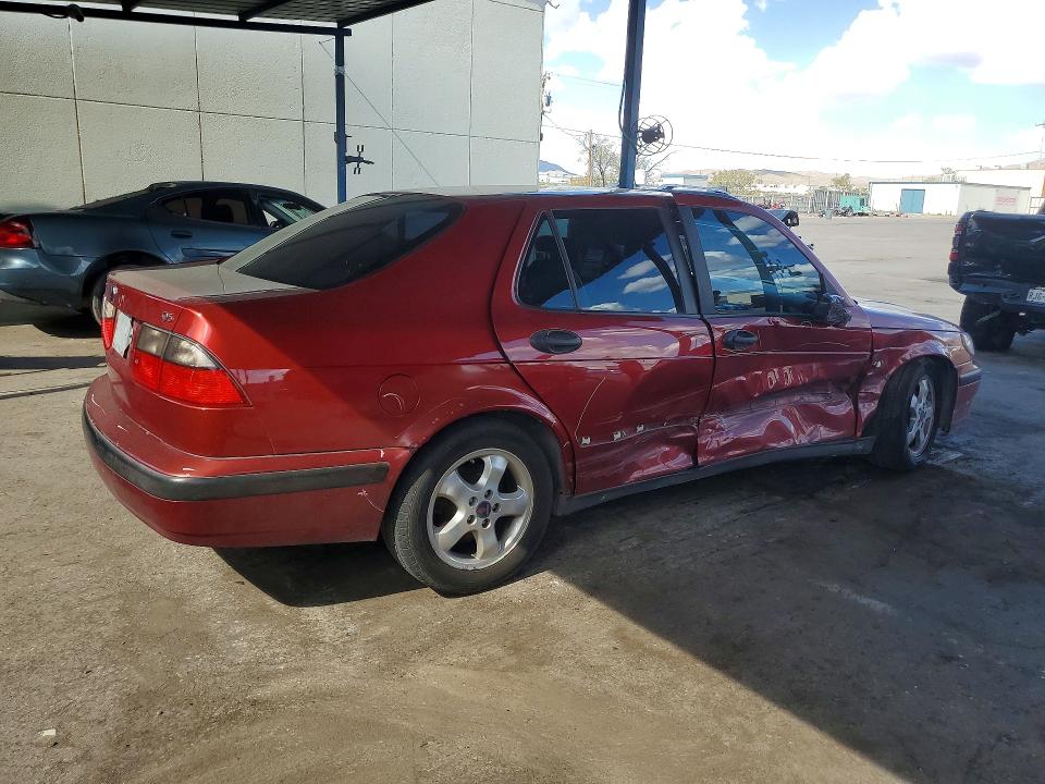 1999 Saab 9-5 VIN YS3EF48Z4X3039044 COPART salvage auction — SIDE, TX - SALVAGE VEHICLE TITLE, sold $125 on 2026-09-11 (photo 3)