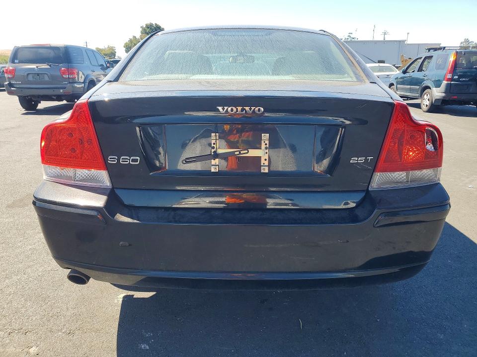 2006 Volvo S60 VIN YV1RS592462524231 COPART salvage auction — MINOR DENT/SCRATCHES, Ca - Dis/Dlr/Exp Only Clean Title, sold $350 on 2026-08-10 (photo 6)
