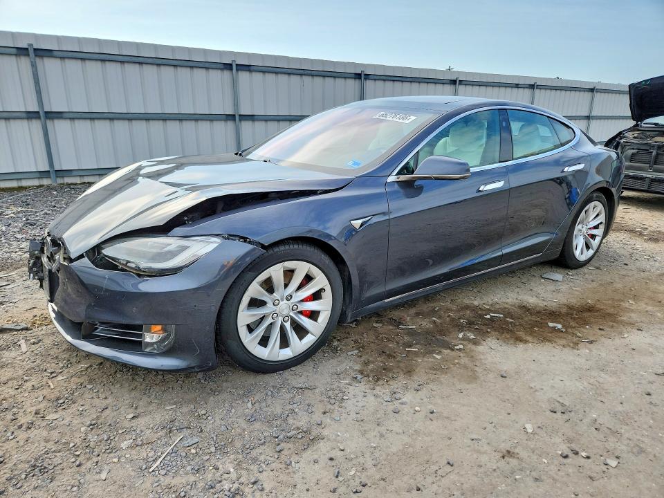2018 Tesla Model s VIN 5YJSA1E45JF276040 — COPART salvage auction photo
