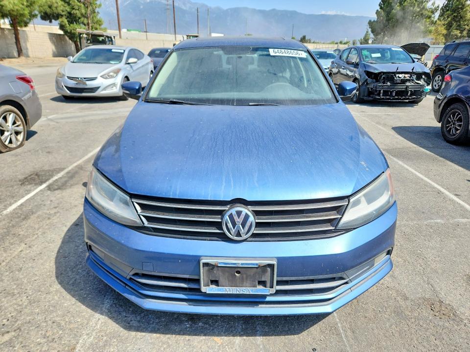 2015 Volkswagen Jetta VIN 3VWD17AJ6FM214010 COPART salvage auction — NORMAL WEAR, CA - DIS/DLR/EXP ONLY CLEAN TITLE, sold $1,155 on 2026-08-13 (photo 5)