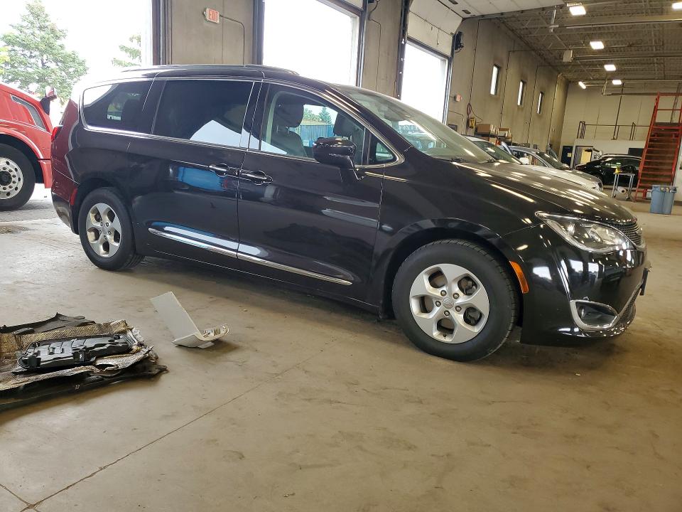 2023 Chrysler Pacifica VIN 2C4RC1EG6HR635249 COPART salvage auction — MECHANICAL, Mn - Certificate Of Title, sold $2,700 on 2026-09-10 (photo 4)