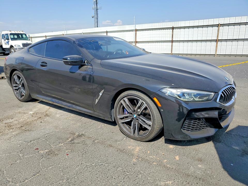 2020 BMW 8er VIN WBAAE2C01LCD01392 COPART salvage auction — MINOR DENT/SCRATCHES, Ca - Dis/Dlr/Exp Only Clean Title (P), sold $25,250 on 2026-08-20 (photo 4)