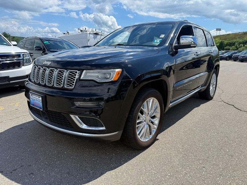2017 Jeep Grand cherokee VIN 1C4RJFJG3HC755723 COPART salvage auction — NORMAL WEAR, NH - CERTIFICATE OF TITLE (P), sold $6,500 on 2026-08-12 (photo 2)