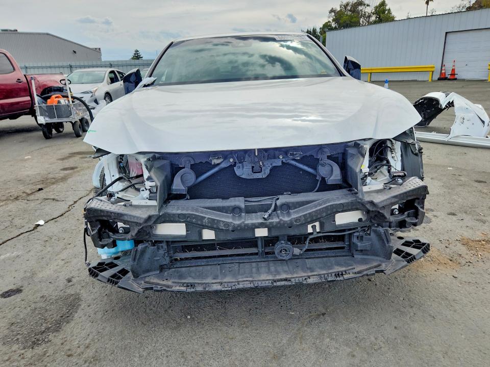 2024 Lexus ES VIN 58ADA1C13RU040706 COPART salvage auction — SIDE, CA - SALVAGE CERTIFICATE, sold $15,800 on 2026-09-11 (photo 5)