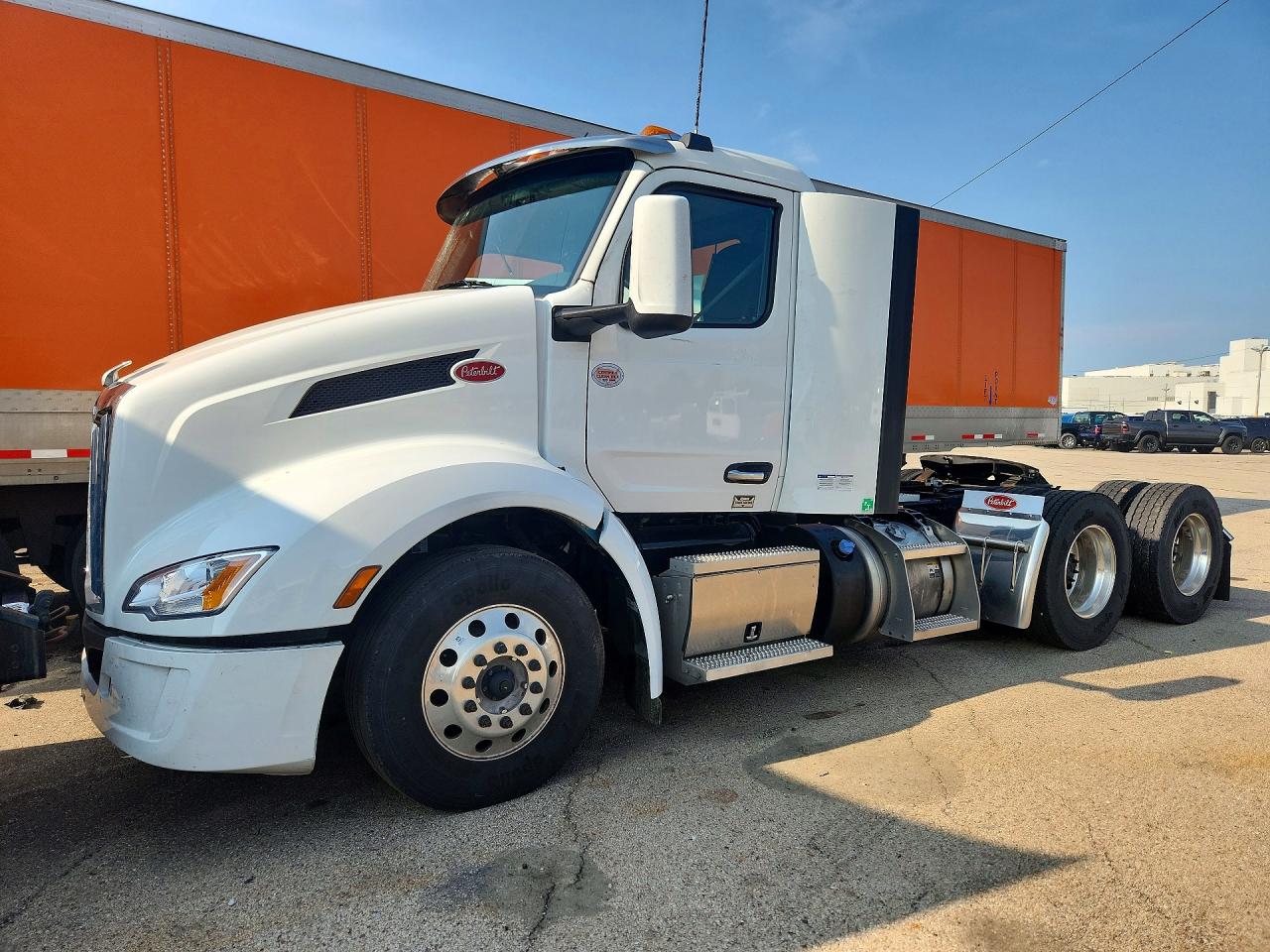 2026 Peterbilt 579 VIN 1XPBDP9X4TD798911 — COPART salvage auction photo