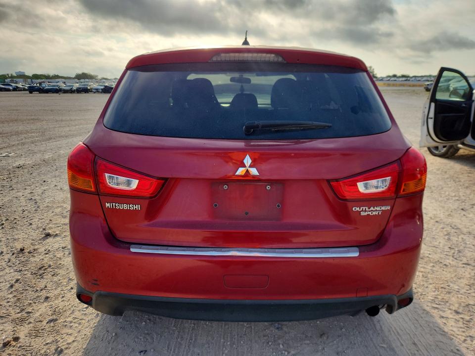 2015 Mitsubishi Outlander VIN 4A4AP3AU9FE060253 COPART salvage auction — NORMAL WEAR, Tx - Certificate Of Title, sold $2,425 on 2026-08-27 (photo 6)