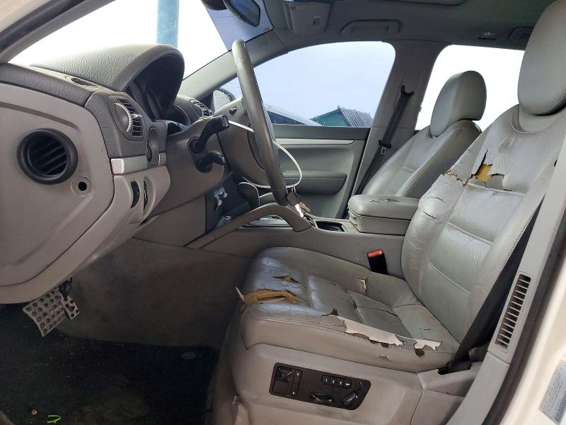 2004 Porsche Cayenne VIN WP1AA29P54LA21751 COPART salvage auction — MINOR DENT/SCRATCHES, Az - Certificate Of Title, sold $275 on 2026-09-03 (photo 7)