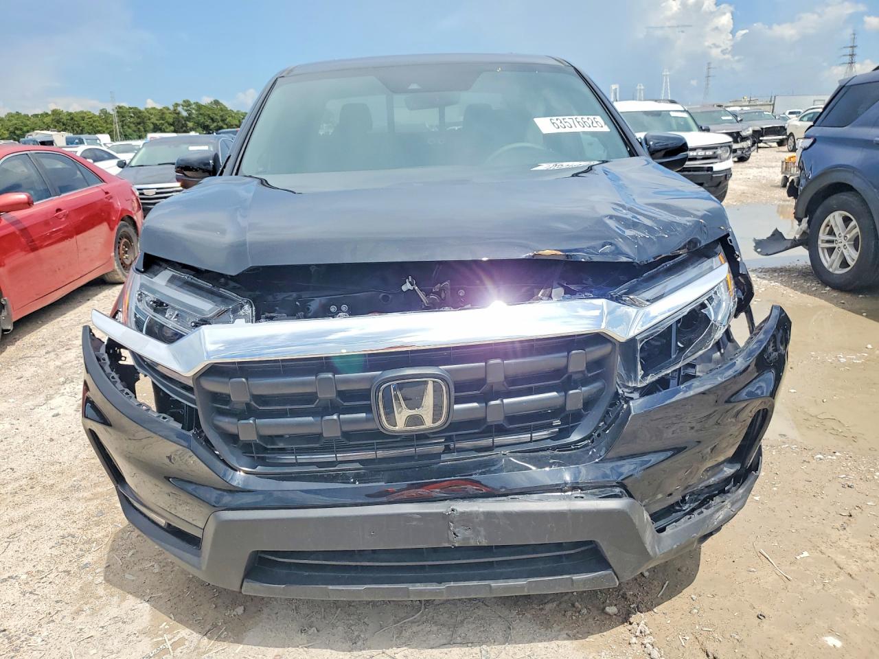 2026 Honda Ridgeline VIN 5FPYK3F55TB014085 COPART salvage auction — Front End, TX - SALVAGE VEHICLE TITLE, sold $15,700 on 2026-09-04 (photo 5)