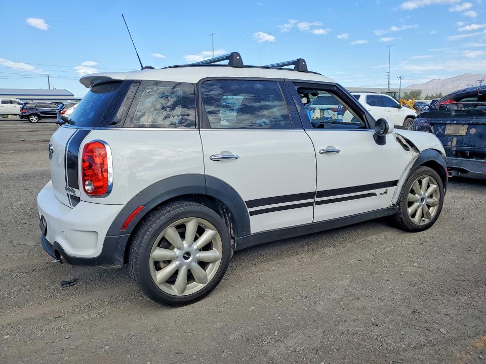 2013 Mini Cooper VIN WMWZC5C57DWP31060 COPART salvage auction — FRONT END, Nv - Salvage Title, sold $775 on 2026-08-25 (photo 3)