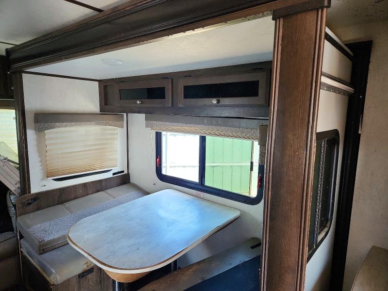 2019 Starcraft Starcraft VIN 1SABS0BN4K2UT5259 COPART salvage auction — WATER/FLOOD, MO - SALVAGE CERTIFICATE OF TITLE, sold $2,650 on 2026-09-25 (photo 8)