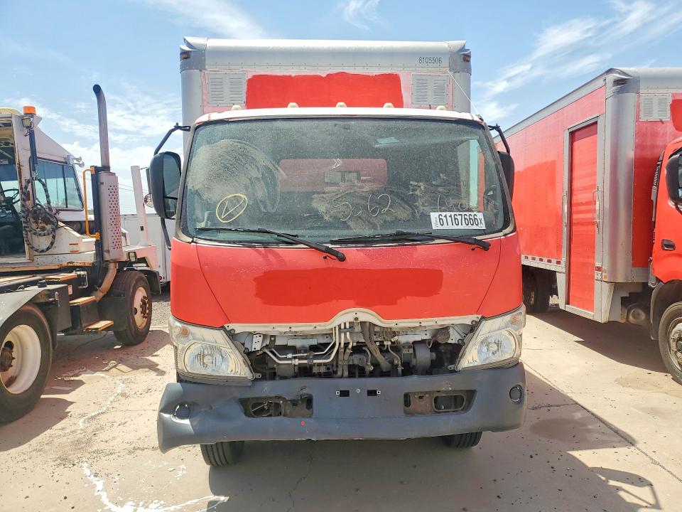 2018 Hino All other VIN JHHSDM2HXJK006401 COPART salvage auction — FRONT END, AZ - CERTIFICATE OF TITLE (P), sold $4,600 on 2026-09-02 (photo 5)