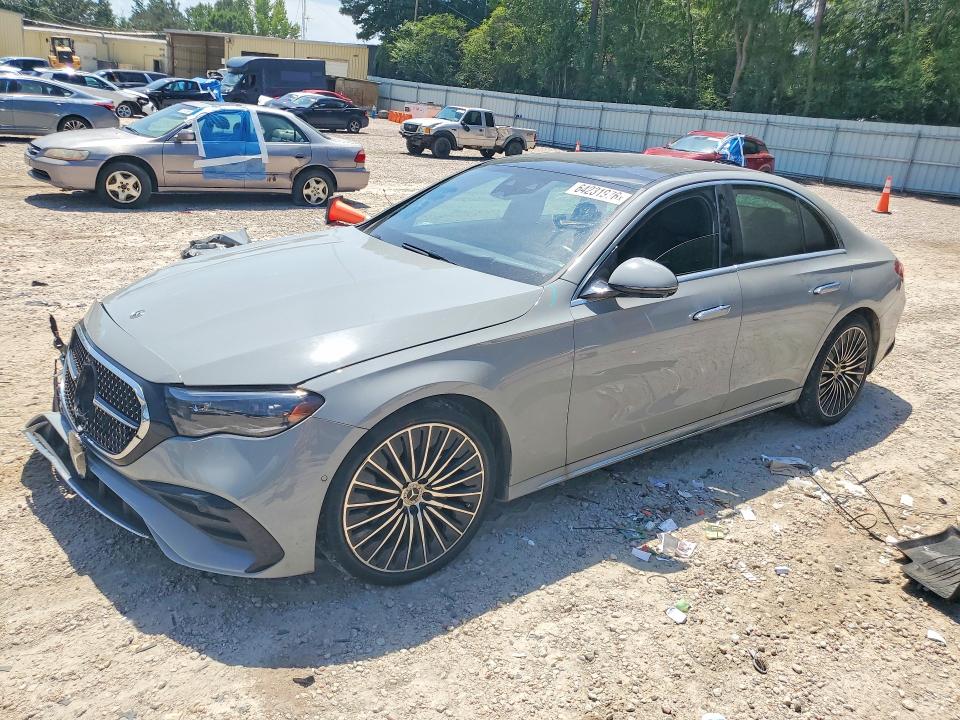 2025 Mercedes-Benz E-klasse VIN W1KLF4HB9SA117216 — COPART salvage auction photo