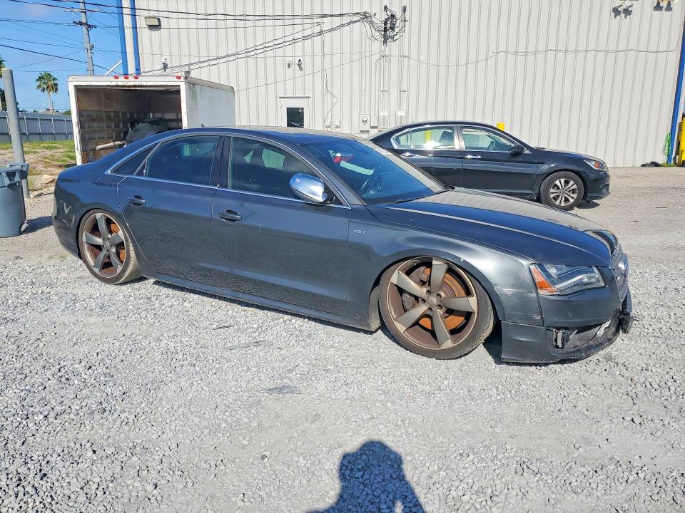 2014 Audi S8 VIN WAUD2AFD1EN007994 COPART salvage auction — FRONT END, Va - Certificate Of Title, sold $11,600 on 2026-09-18 (photo 4)