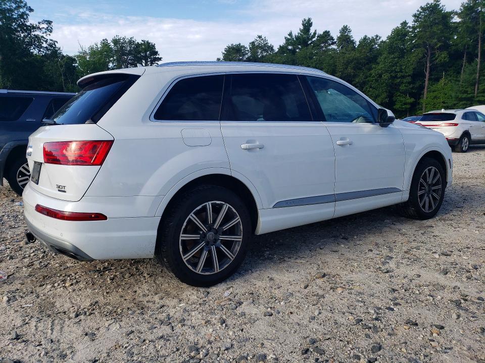 2017 Audi Q7 VIN WA1LAAF74HD006323 COPART salvage auction — MECHANICAL, Ma - Certificate Of Title, sold $4,150 on 2026-08-22 (photo 3)