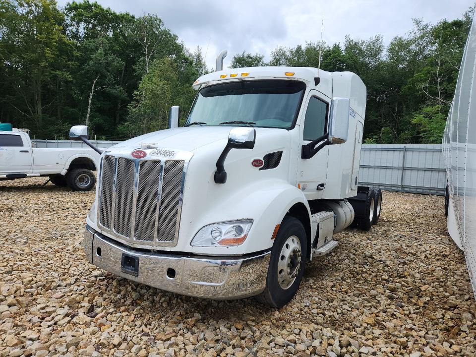2017 Peterbilt All other VIN 1XPBDP9X2HD359729 — COPART salvage auction photo