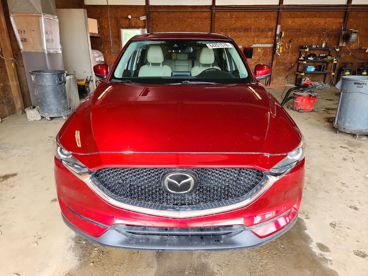 2017 Mazda Cx-5 VIN JM3KFBCLXH0115183 COPART salvage auction — Normal Wear, Ct - Clean Title, sold $5,400 on 2026-09-17 (photo 5)