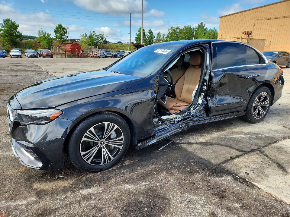 2025 Mercedes-benz E-klasse VIN W1KLF6BB4SA165842 — COPART salvage auction photo