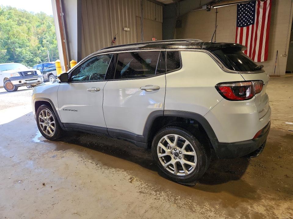 2025 Jeep Compass VIN 3C4NJDCN5ST507967 COPART salvage auction — FRONT END, FL - CERTIFICATE OF TITLE, sold $10,400 on 2026-08-31 (photo 2)
