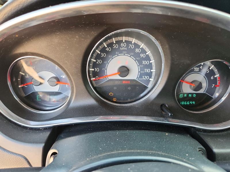 2014 Chrysler 200 VIN 1C3CCBBG8EN114529 COPART salvage auction — MINOR DENT/SCRATCHES, Tx - Certificate Of Title, sold $10 on 2026-09-10 (photo 9)