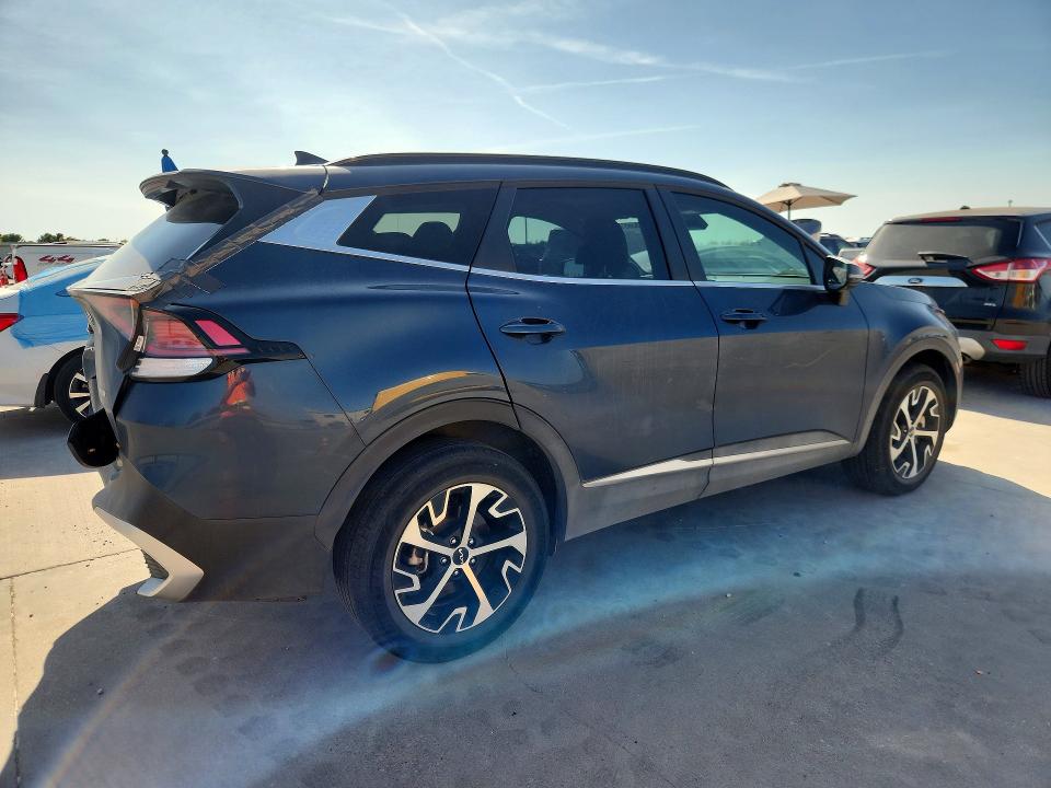 2024 Kia Sportage VIN KNDPVCDG9R7134597 COPART salvage auction — REAR END, TX - CERTIFICATE OF TITLE, sold $11,300 on 2026-08-20 (photo 3)