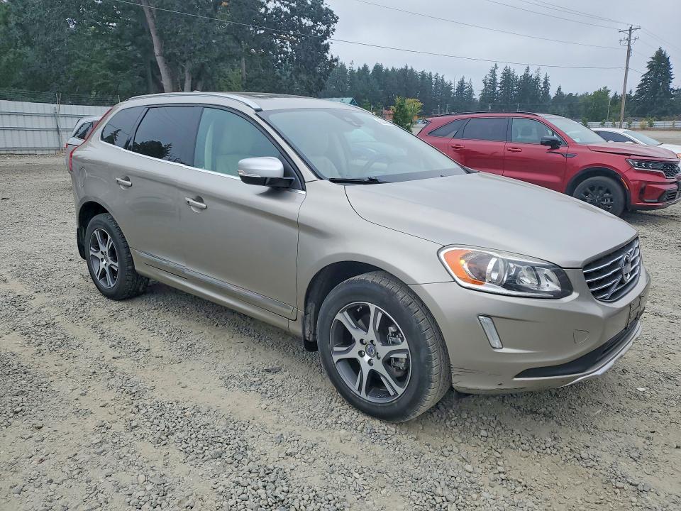 2014 Volvo Xc60 VIN YV4902DZ1E2556533 COPART salvage auction — NORMAL WEAR, Salvage Title, sold $450 on 2026-08-18 (photo 4)
