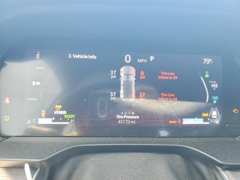 2024 Jeep Cherokee VIN 1C4RJYB60R8521402 COPART salvage auction — FRONT END, Az - Dis/Dlr/Exp Only Clean Title (P), sold $14,300 on 2026-10-15 (photo 9)