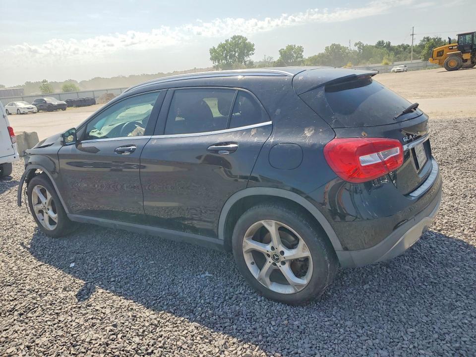 2018 Mercedes-benz Gla-class VIN WDCTG4EB6JJ389937 COPART salvage auction — FRONT END, MO - DEALER ONLY CLEAN TITLE, sold $1,750 on 2026-08-29 (photo 2)