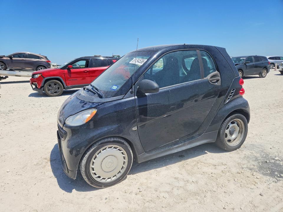 2015 Smart Fortwo VIN WMEEJ3BA7FK810279 COPART salvage auction — SIDE, TX, sold $625 on 2026-10-08 (photo 1)